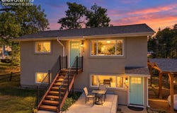 215 N 14th Street, Colorado Springs, CO 80904