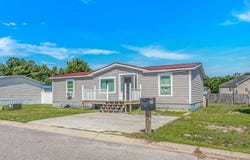 8374 Cherrywood Dr., Myrtle Beach, SC 29588