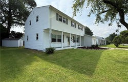 348 Gainsborough Road, Virginia Beach, VA 23462
