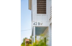 42 Poinsett Street, Charleston, SC 29403
