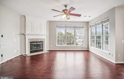 45495 CABOOSE TER #302, STERLING, VA 20166