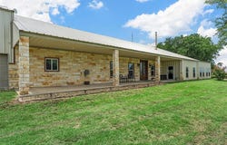 139 County Road 376, Lott, TX 76656