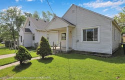 1420 E Oakland Ave. Avenue, Lansing, MI 48906