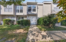 125 Governors Drive, Forest Park, GA 30297