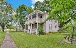 118 7th Street, Baldwin City, KS 66006