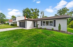 29665 Wellington Drive, North Olmsted, OH 44070