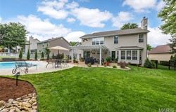 4949 Braid Hills Drive, St Peters, MO 63304