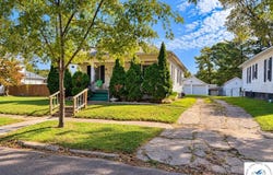 1409 S Stewart Avenue, Sedalia, MO 65301