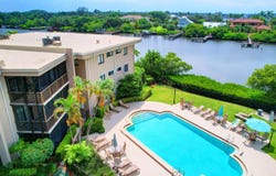 3605 S Ocean Boulevard, South Palm Beach, FL 33480