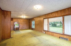 745 E 18Th Street, Mishawaka, IN 46544-5606