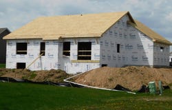 961 Horseshoe Ct, Belgium, WI 53004