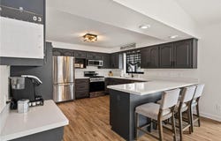 105 Park Lane S, Minnetonka, MN 55305