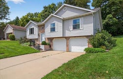 29 Windermere Drive, Glen Carbon, IL 62034