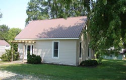 504 W Central Ave., Winfield, IA 52659