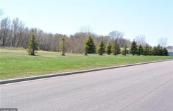 2600 14th Street E, Glencoe, MN 55336
