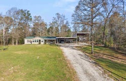 136 W Basil Dr. End, Diana, TX 75640