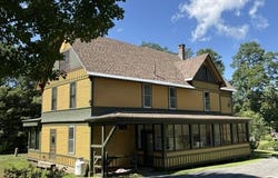 28 Fairview Terrace, Royalton, VT 05068