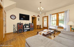 315 S Main St, Caneyville, KY 42721