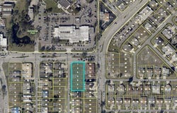 1207 SE 8th Place, Cape Coral, FL 33990