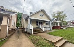 816 W COLUMBIA Terrace, Peoria, IL 61606