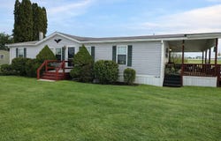 2 LOG Lane, EAST EARL, PA 17519