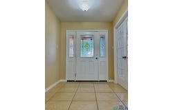 1339 Oakwood Circle, Portales, NM 88130