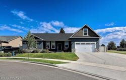 3910 N ARROWLEAF LOOP, Post Falls, ID 83854