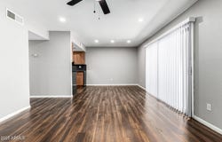 3810 N MARYVALE Parkway, Phoenix, AZ 85031