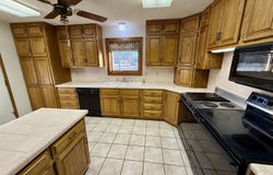 706 W Park, Hooker, OK 73945