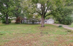 8932 E 66th Street, Raytown, MO 64133