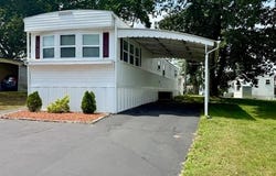 4 Lane B Lane, Coventry, RI 02816