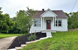 10734 Hueseman Road, Aurora, IN 47001