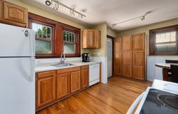 228 Lynn St, Peabody, MA 01960