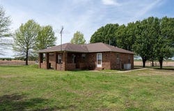 384045 E 1040 Road, Okemah, OK 74859