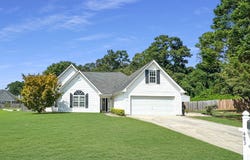 483 Bradford Place, Loganville, GA 30052