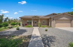 9 Elias Road, Los Lunas, NM 87031