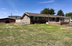 408 N Fremont Ave, Fleming, CO 80728