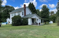 731 N. 4Th Ave, Paden City, WV 26159