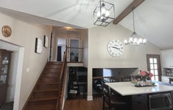 10530 S 83rd Avenue, Palos Hills, IL 60465