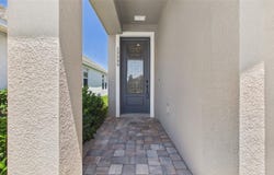 13890 KINGFISHER GLEN Drive, LITHIA, FL 33547