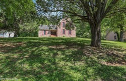 112 Chestnut Hill Rd, Oak Ridge, TN 37830