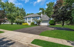 7 Crest Road, Jackson, NJ 08527