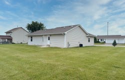 927 Foley, BELVIDERE, IL 61008