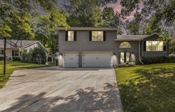 12912 Valley Drive Drive, Wayland, MI 49348