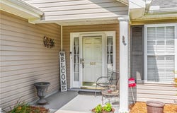 600 Walnut Crossing Drive, Whitsett, NC 27377