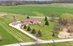 3752 Lacina Dr. SW, IowaCity, IA 52240