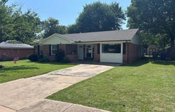 503 Kirven Avenue, Waxahachie, TX 75165