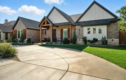 621 N 9th Street, Wolfforth, TX 79382