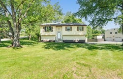 53 Cardinal Drive, Poughkeepsie, NY 12601