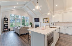 6452 S Cobblestone Road, Mayfield Village, OH 44143